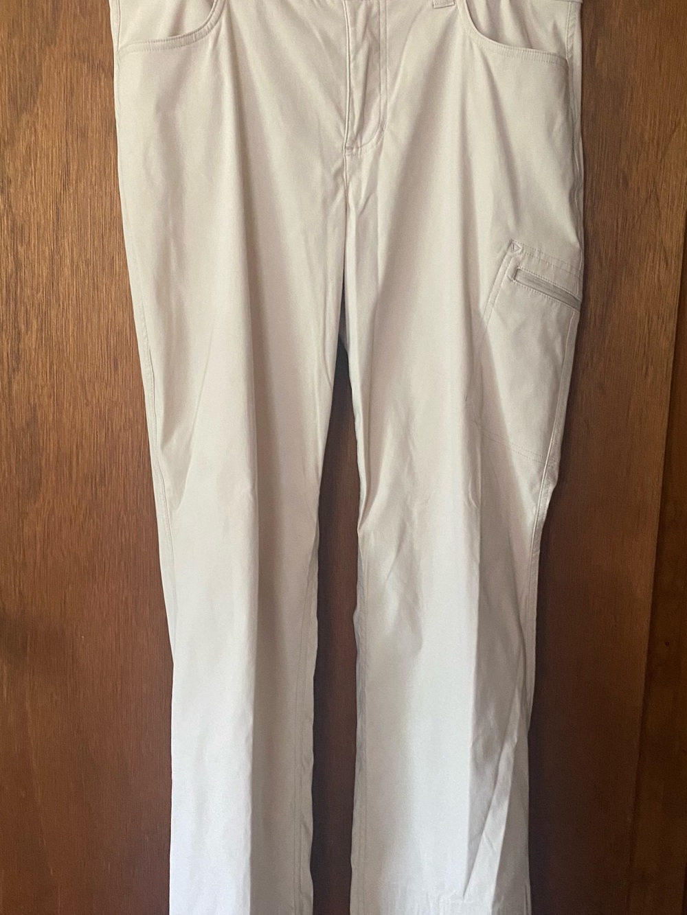 Eddie Bauer Light Cream Cargo Pants for Women